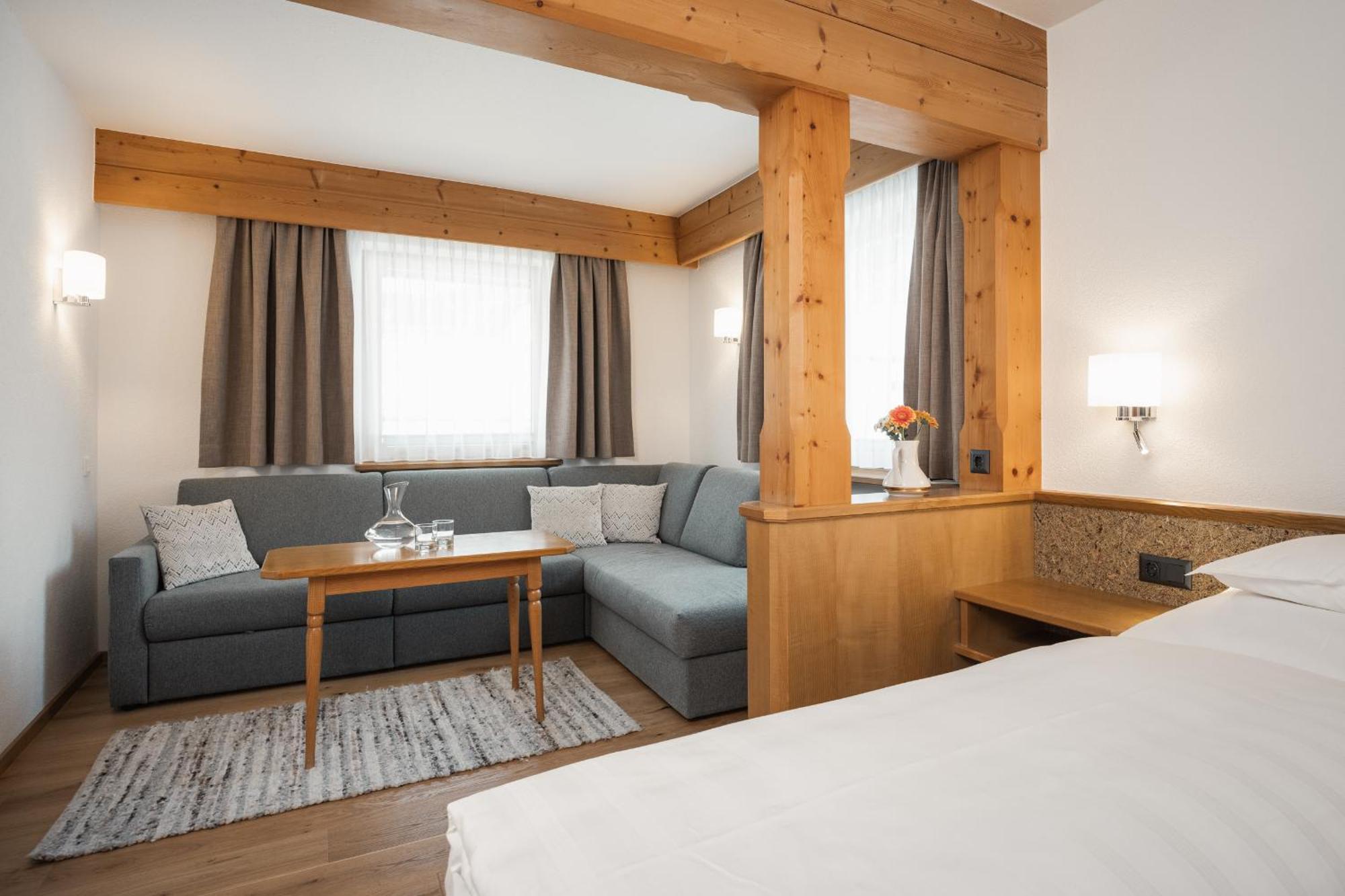 Jochum Hotel Garni Fiss Quarto foto